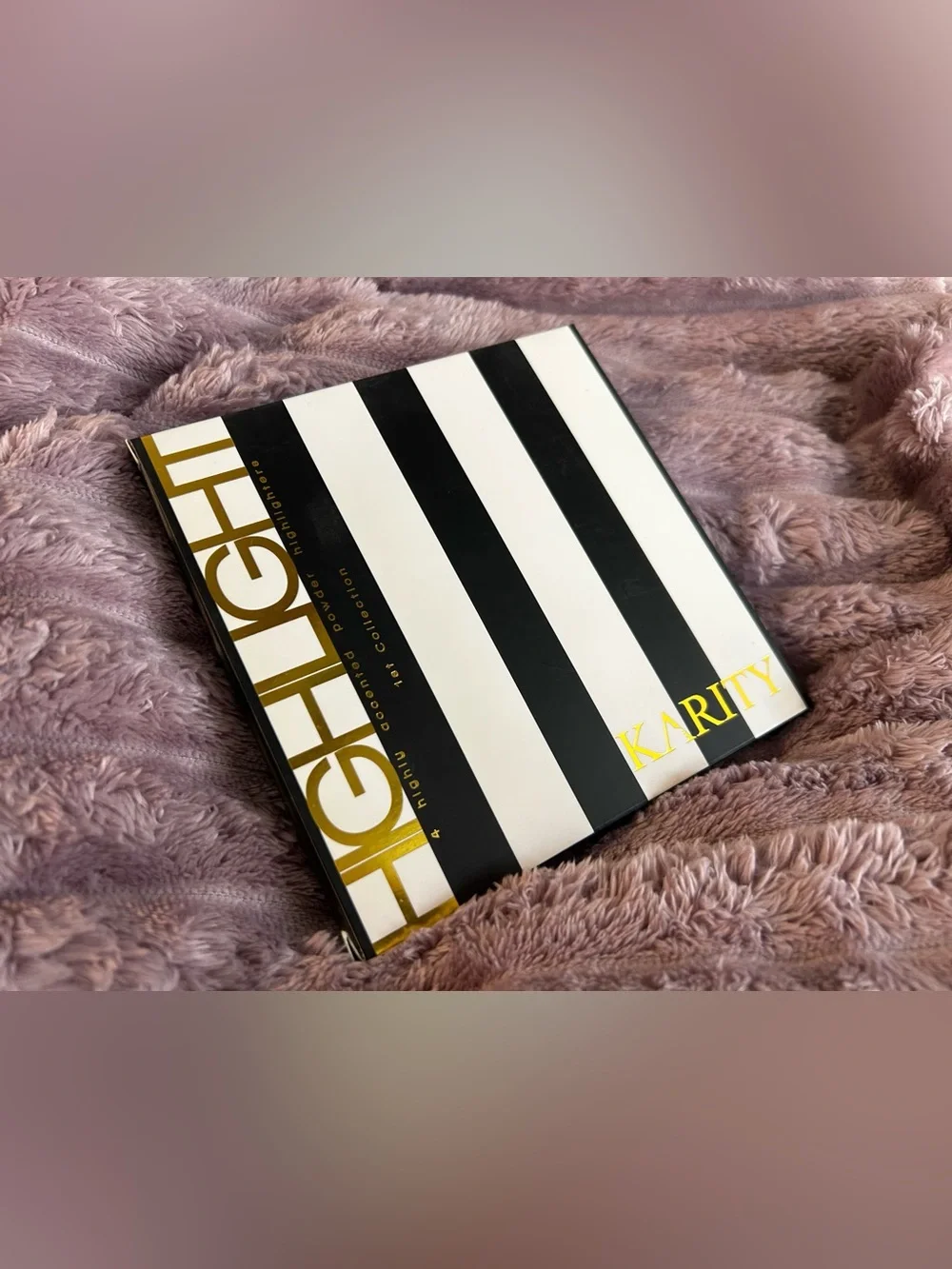 NIB Karity Highlighter Palette - 1st Generation